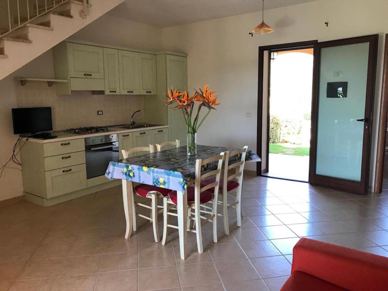 סאן תאודורו Residence Arruli מראה חיצוני תמונה