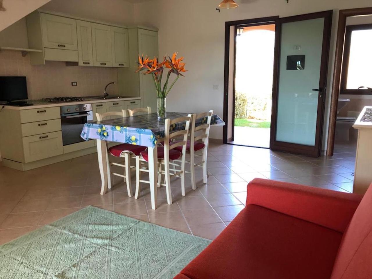 סאן תאודורו Residence Arruli מראה חיצוני תמונה